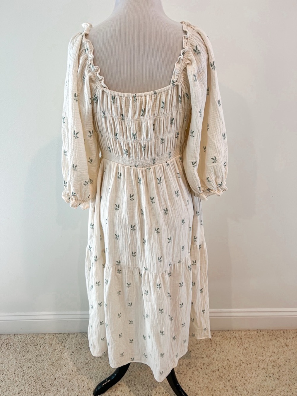 Grade and Gather Cream and Green Floral Smocked Cotton Midi Dress Womens Small - Picture 5 of 13